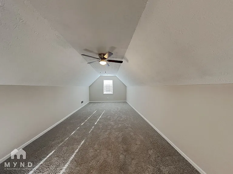 204 Eagles Crest Ct — Photo 14