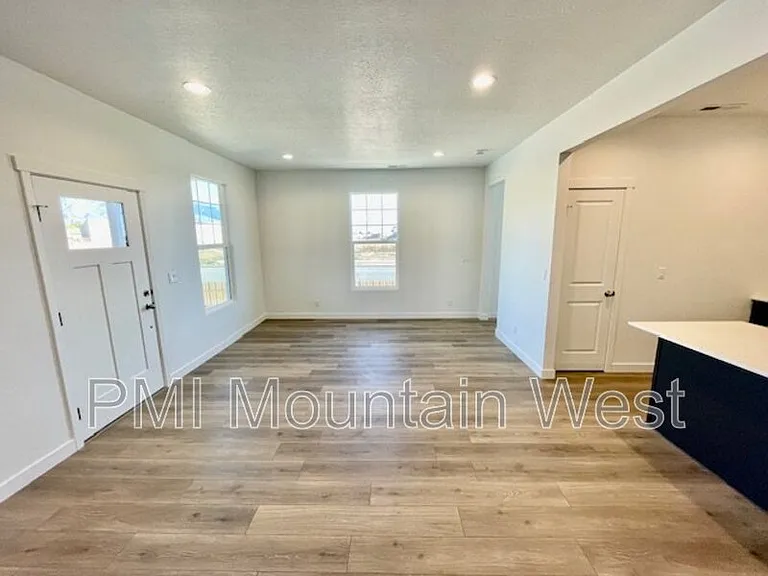 1386 N Copper Sky Dr — Photo 10