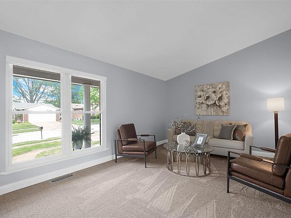 5th image of 7052 Bumble Bee Ln