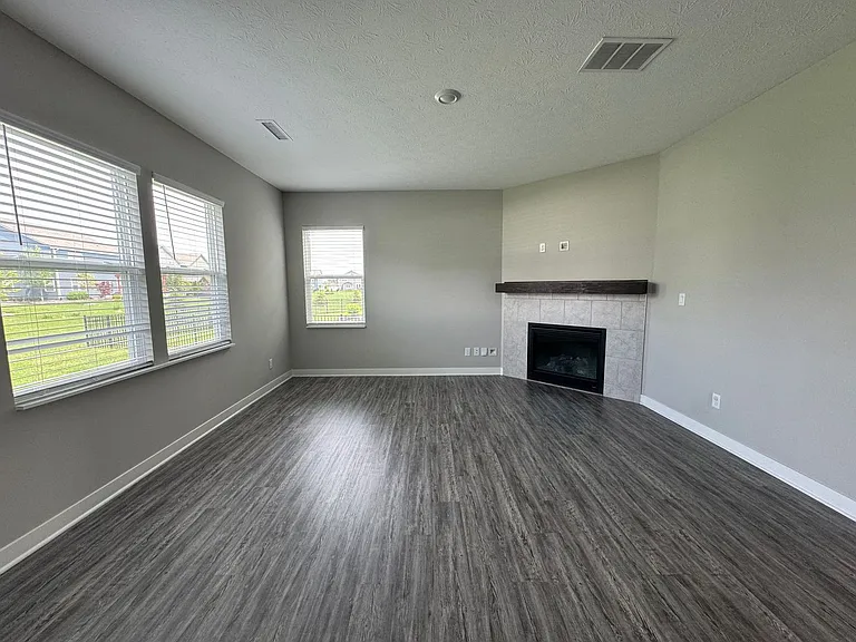 17158 Seaboard Pl — Photo 5