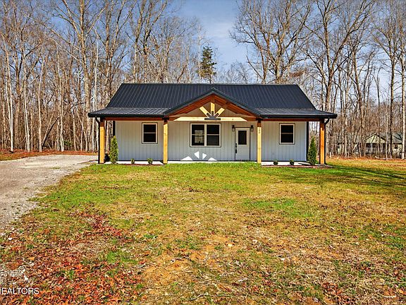 2nd image of 190 Rhonda Rd