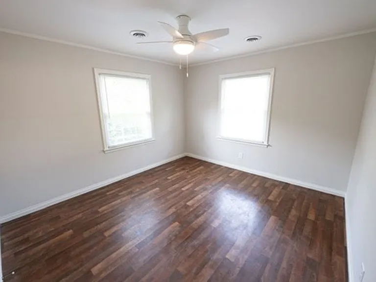 2240 McClung Ave — Photo 15