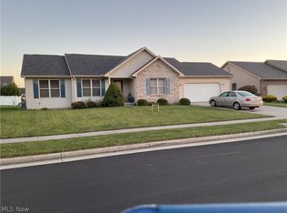 3860 Cherokee Dr, Lima, OH 45807