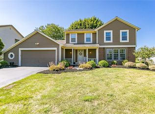 87 Redcedar Dr, Rochester, NY 14616