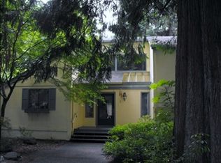 9439 Battle Point Dr NE, Bainbridge Island, WA 98110