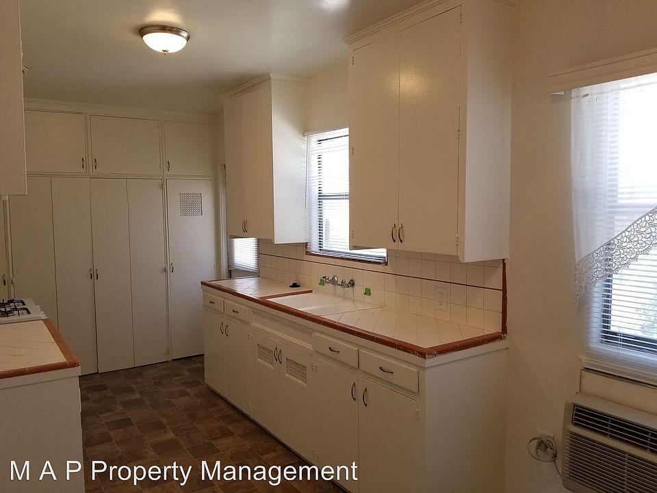 1st image of 7947 Newlin Ave #B