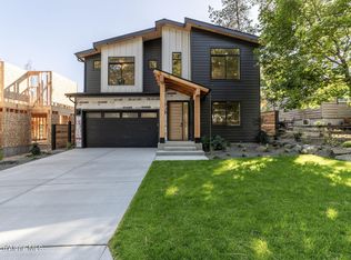 918/920 E Pennsylvania Ave, Coeur D Alene, ID 83814