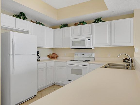 3rd image of 8575 Gulf Blvd Unit 301
