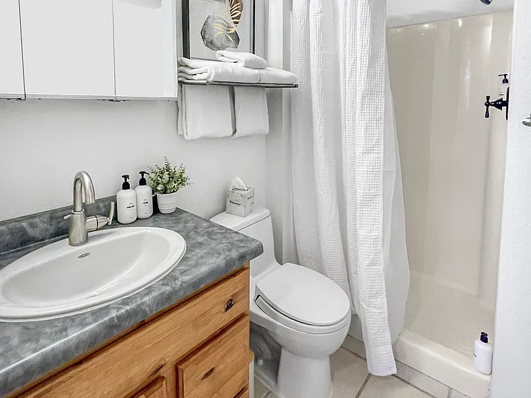 2000 Prospector Ave #409 — Photo 7