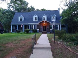33 Hillcrest Cir, Greenville, SC 29609