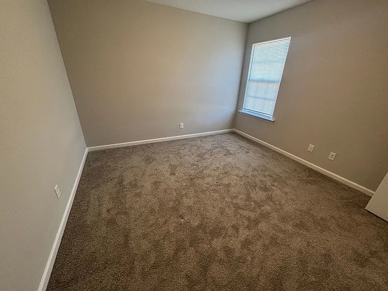 195 Courage Way — Photo 16