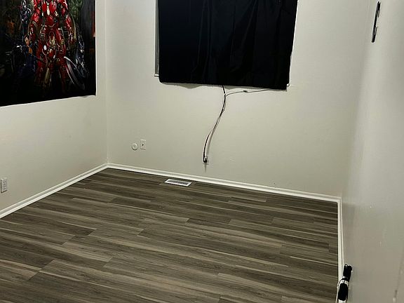 5th image of 1206 W Harris Ave