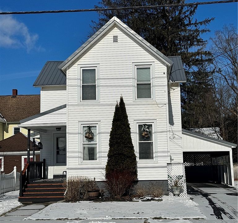 1st image of 28 Eaton Ave