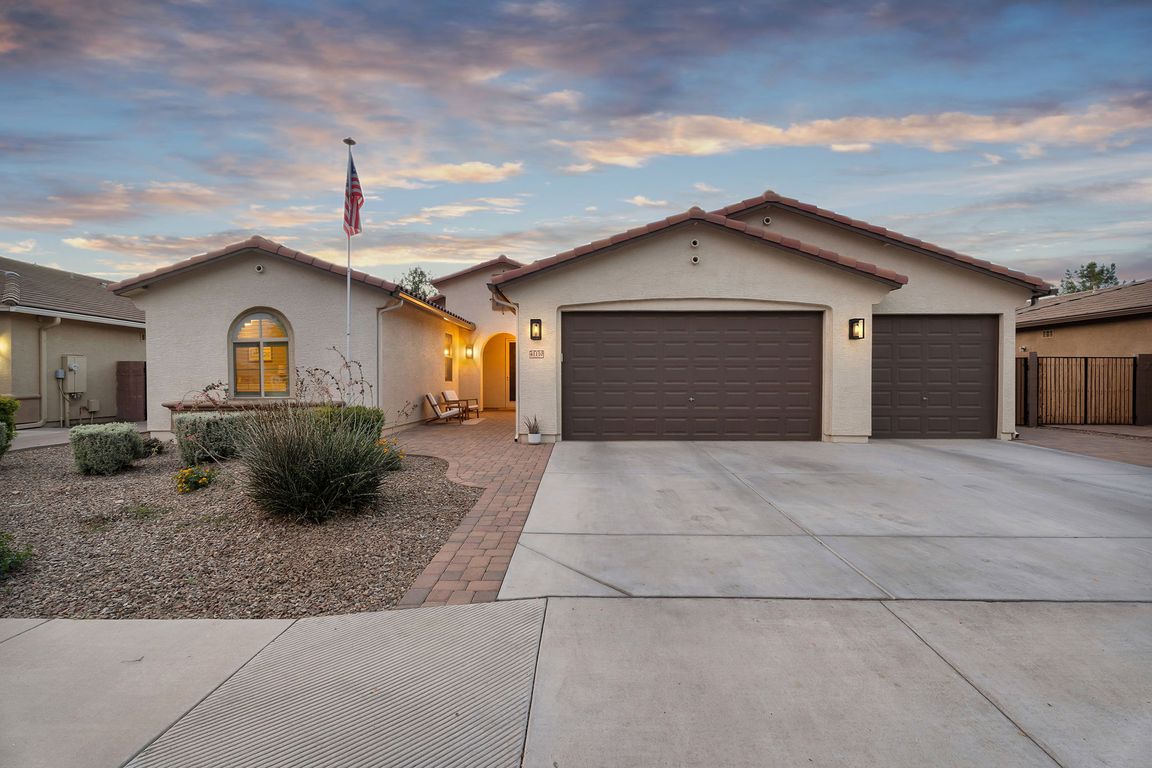 next background image