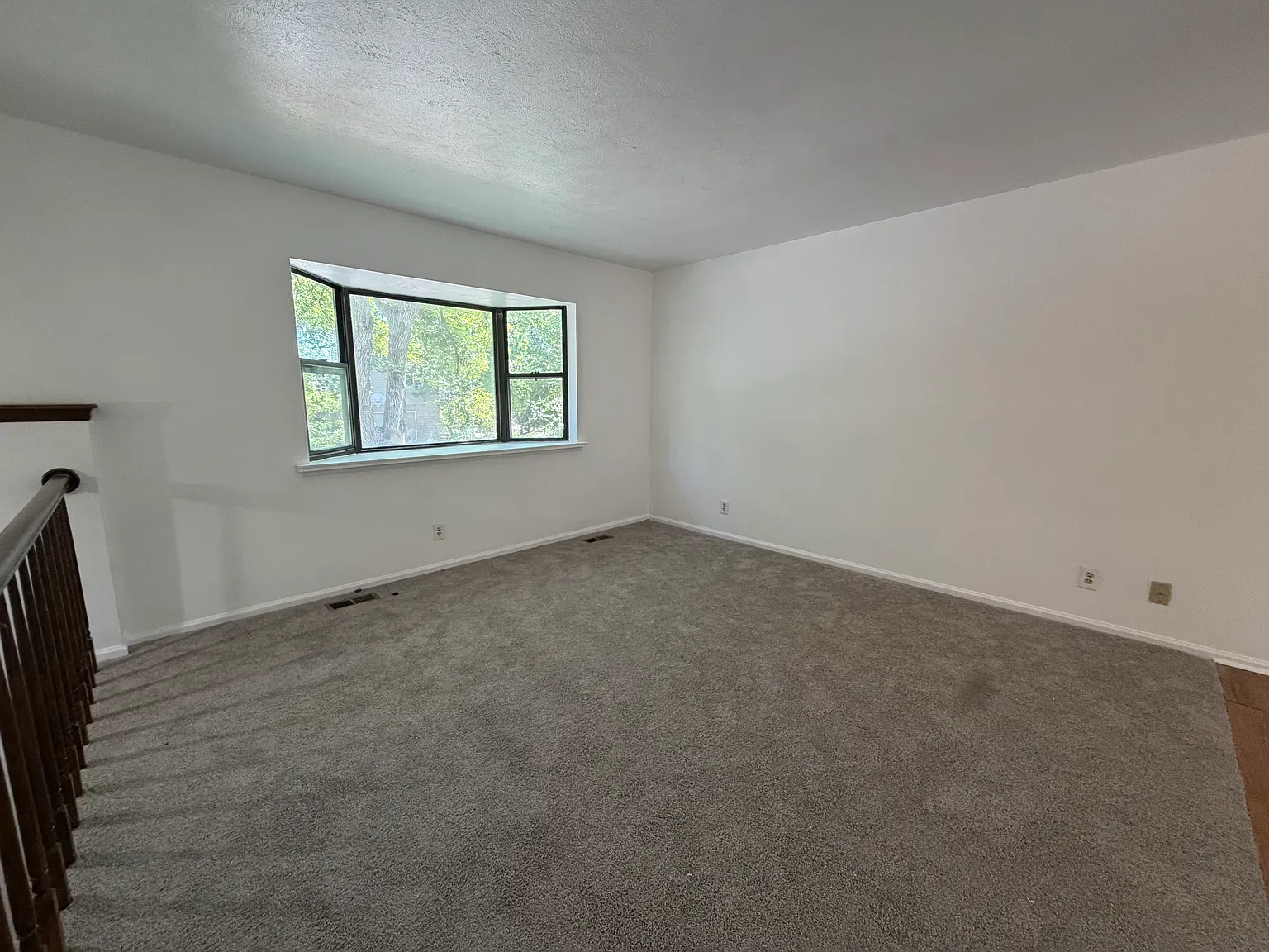 4 bed, 1760 sqft, $2,675 — Photo 3