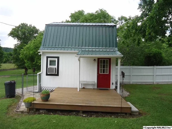 1932 Vales Mill Rd, Pulaski, TN 38478