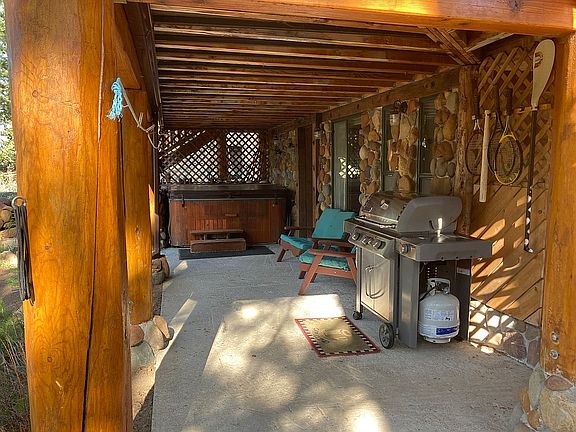4th image of 1150 Canterbury Dr