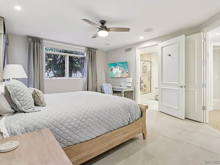 464 Prospect St #101 — Photo 34