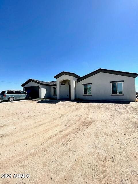 1st image of 921 N 297th Dr