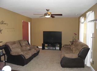 326 Chestnut St, Williamstown, NJ 08094