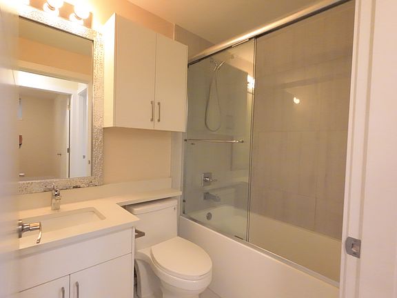 5th image of 1525 E 55th Ave #2