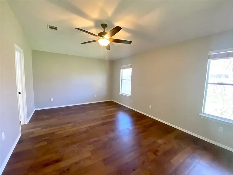 2307 Vernell Way — Photo 19