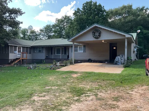 971 Pouncey Rd, Highland Home, AL 36041