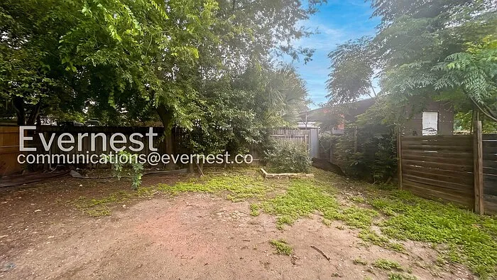 125 Magendie St — Photo 13