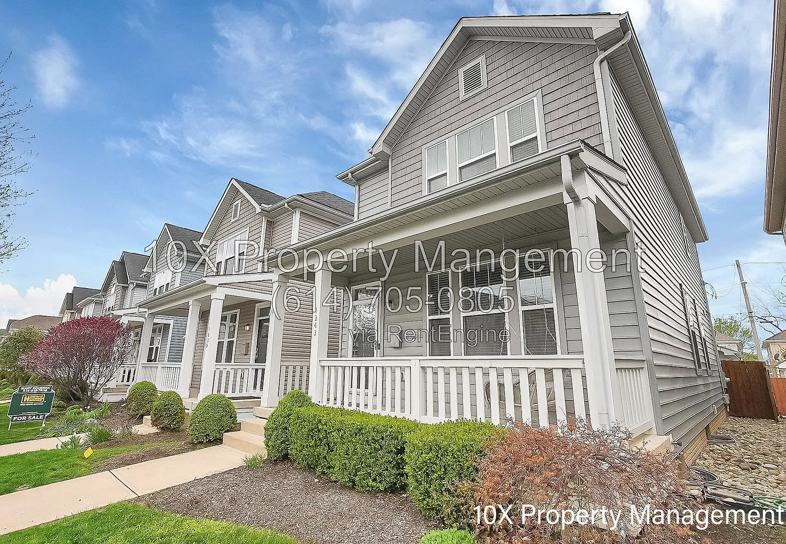 3 bed, 3.5 bath, 1595 sqft, $3,200 — Photo 2