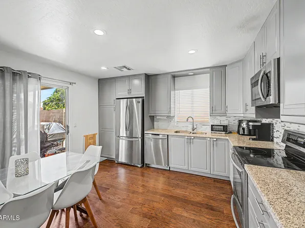 12008 W LARKSPUR Road, El Mirage, AZ 85335