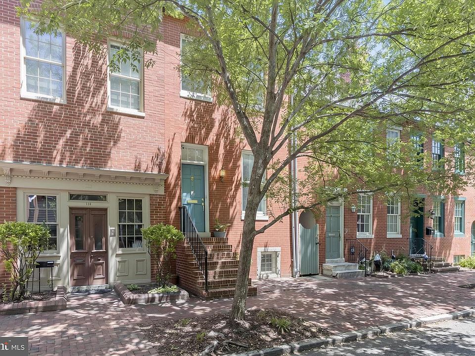 1st image of 112 W Lee St