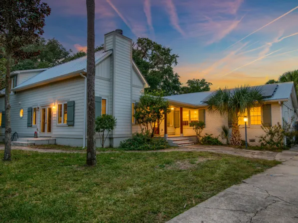 3305 Hartnett Blvd, Isle Of Palms, SC 29451