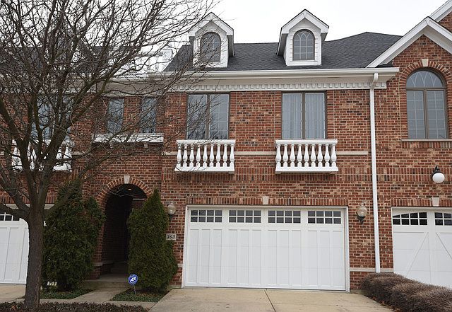 1st image of 363 Arbor Glen Blvd