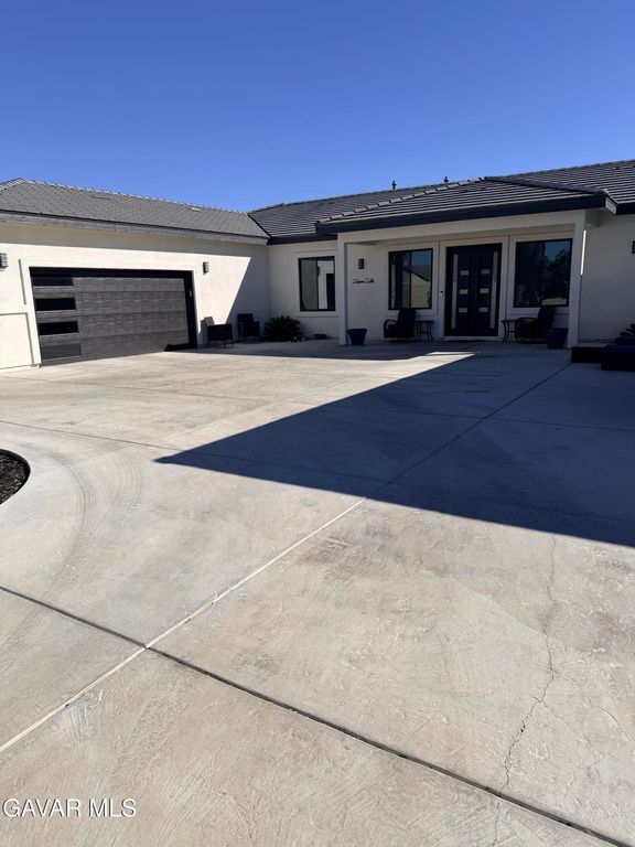 3711 W Avenue M #11, Lancaster, CA - View 4
