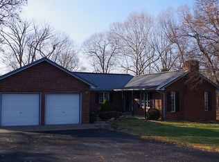 1032 Stonehouse Ridge Rd, Bardstown, KY 40004