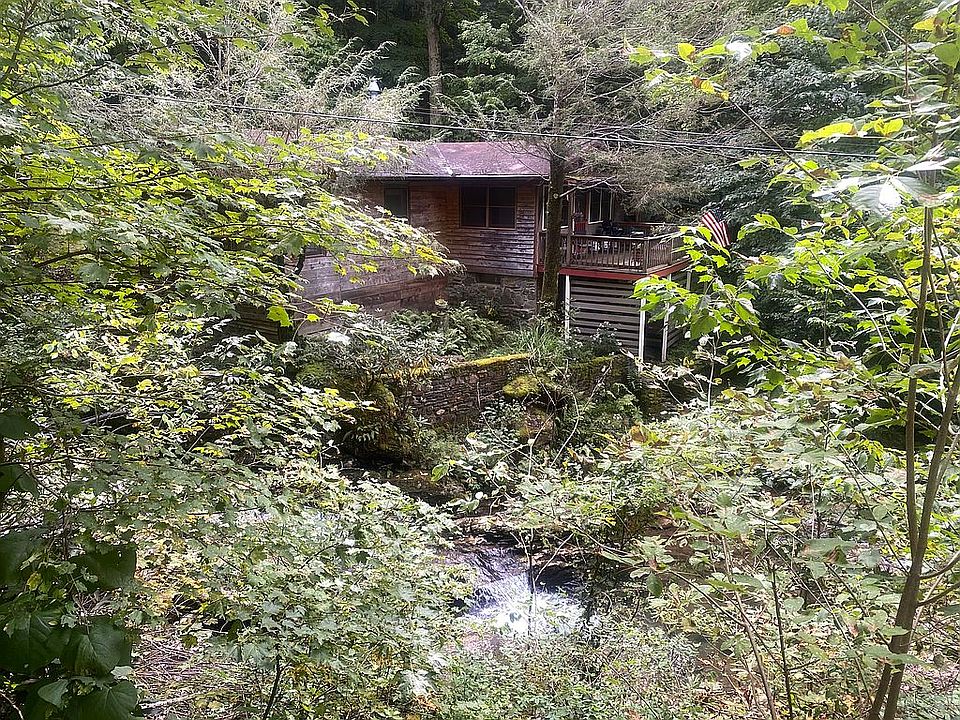 2nd image of 44 Up The Creek Ln