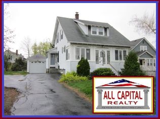 40 Quinapoxet Ln, Worcester, MA 01606