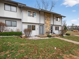 2305 Gascony Dr #2305, Lake Saint Louis, MO