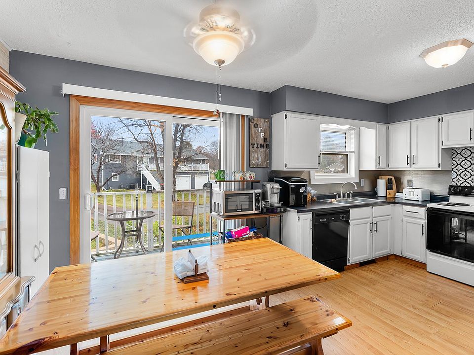 1st image of 2891 Hillvale Ct