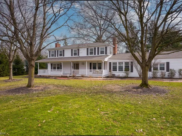 298 Aurora St, Hudson, OH 44236