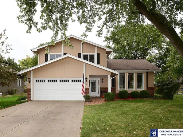 903 Bluff St, Bellevue, NE 68005