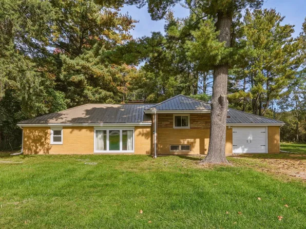 9384 Birch Run Rd, Millington, MI 48746