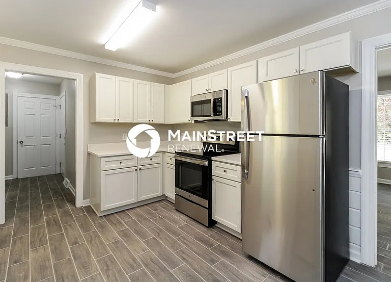 152 Iroquois Trl — Photo 3