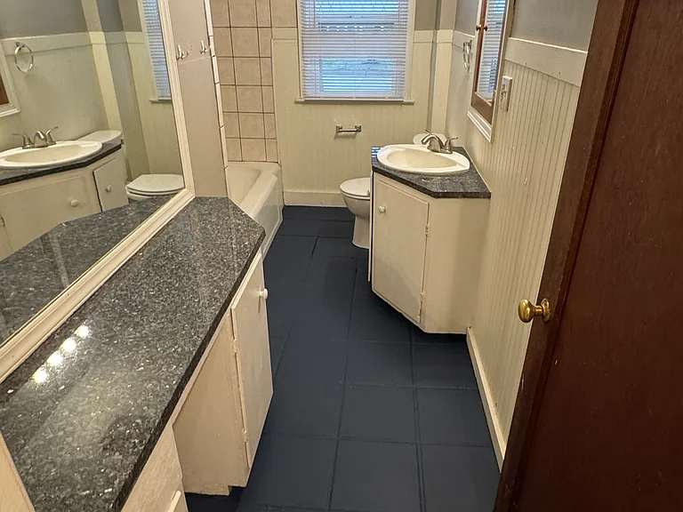 701 W 24th St #1 — Photo 14