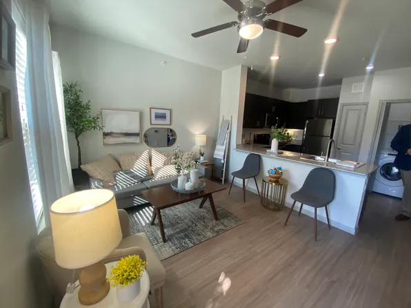 (undisclosed Address), Buda, TX 78610