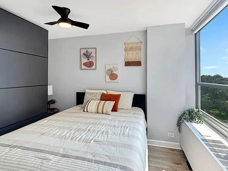 3550 N Lake Shore Dr #817 — Photo 11