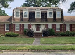 3033 Golden Hind Rd, Chesapeake, VA 23321