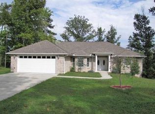 27 Wall St, Stearns, KY 42647