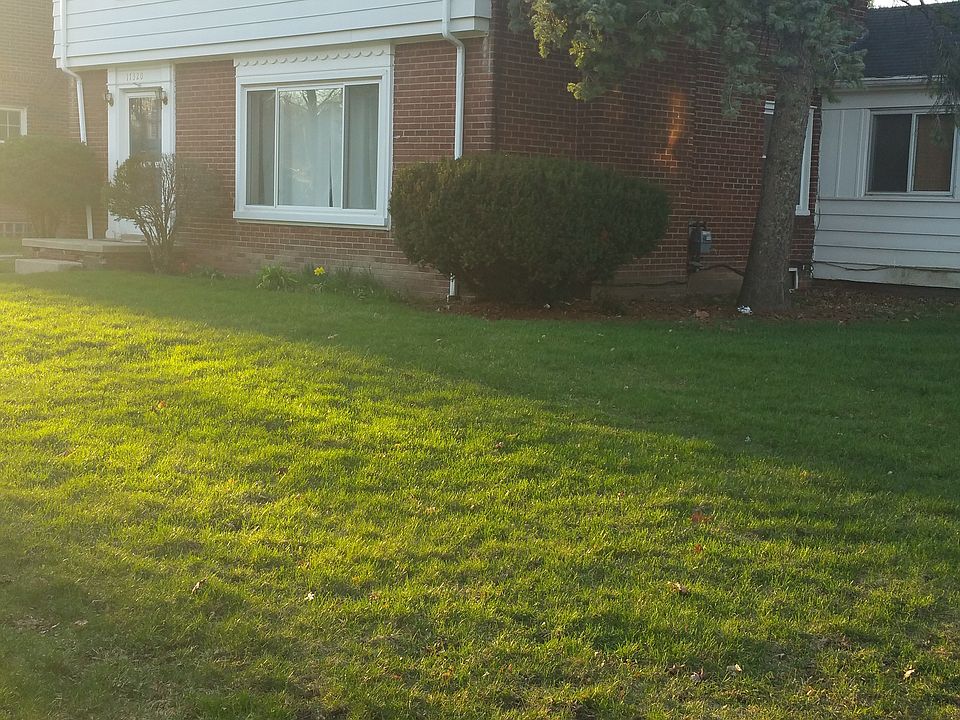 1st image of 17320 Dorset Ave