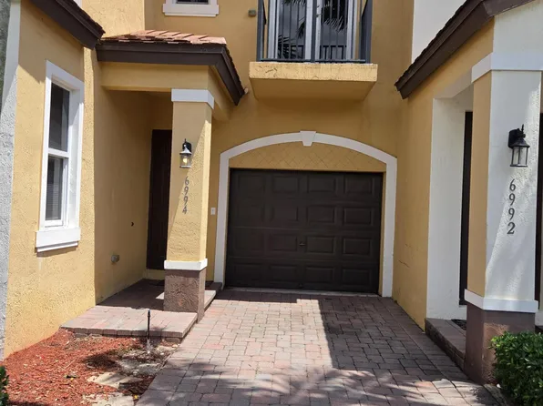 6994 Long Pine Cir, Pompano Beach, FL 33073